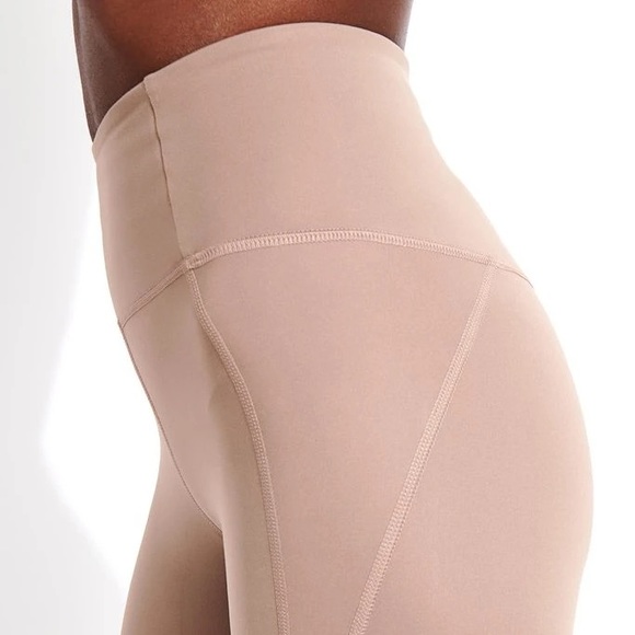 Girlfriend Collective summer high rise cropped compression leggings Quartz - Picture 4 of 13